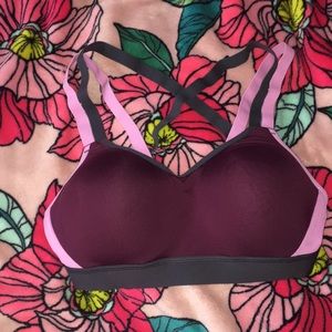 sports bra